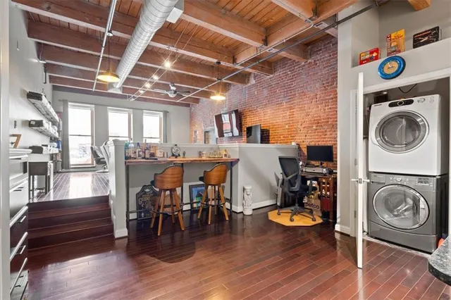 $249,500 | 612 Central Street, Unit 304, Kansas City, MO 64105