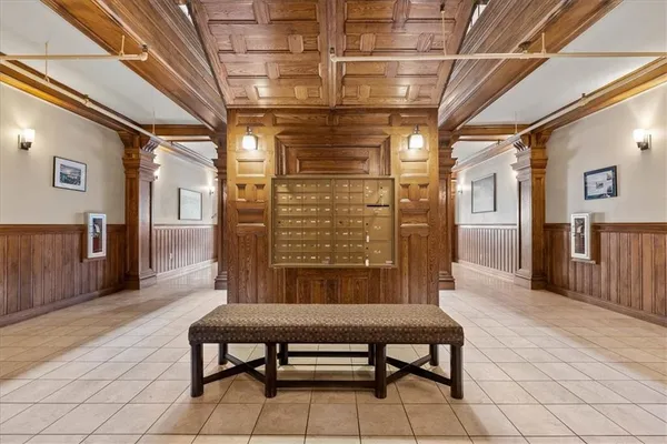 $215,000 | 612 Central Street, Unit 304, Kansas City, MO 64105