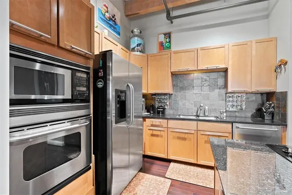 $215,000 | 612 Central Street, Unit 304, Kansas City, MO 64105