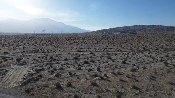 a view of a dry field