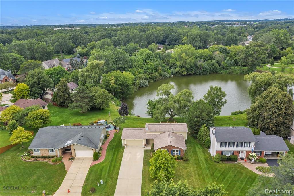41272 Village Lake Road Novi, MI 48375 - Photo 50 of 56