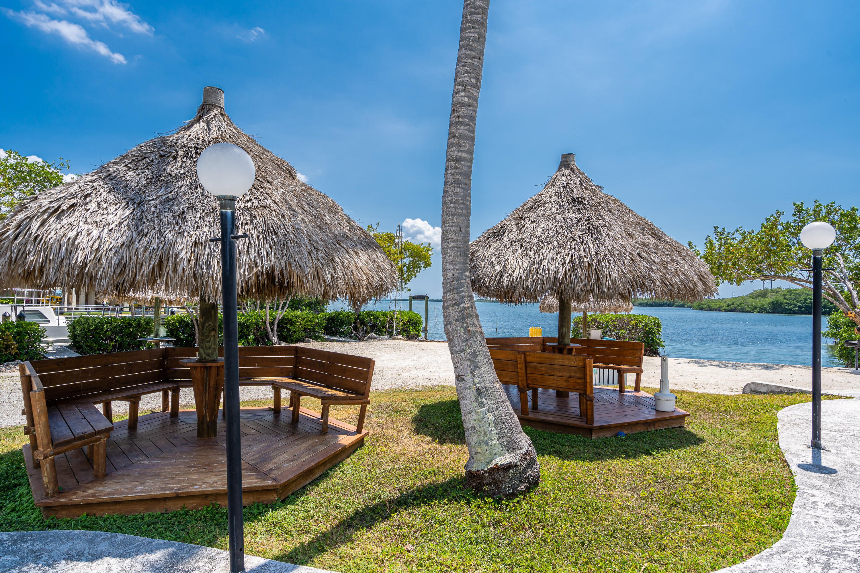 100 Morris Lane, Unit E5 Key Largo, FL 33037 - Photo 3 of 11 Manateebayclub23-102