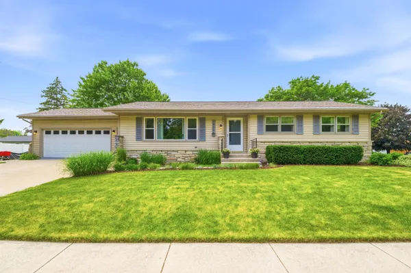 $265,000 | 1409 Chapman Avenue, North Fond du Lac, WI 54937