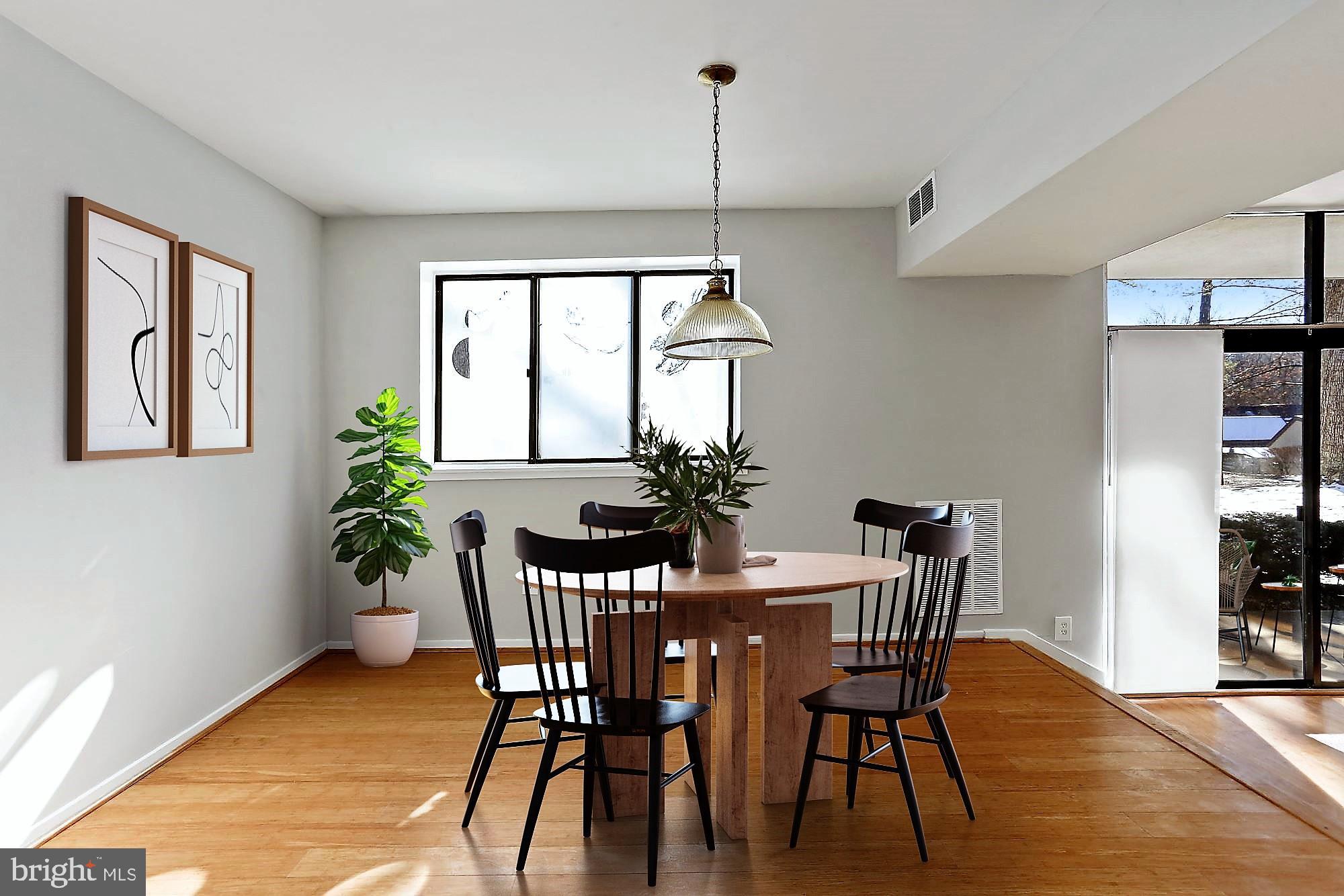 1645 Parkcrest Circle, Unit 100 Reston, VA 20190 - Photo 7 of 24 Perfect for family & friends