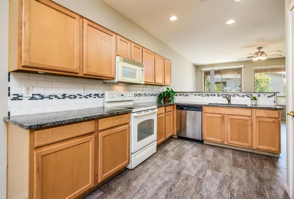 $1,800 | 42607 West Constellation Drive, Maricopa, AZ 85138