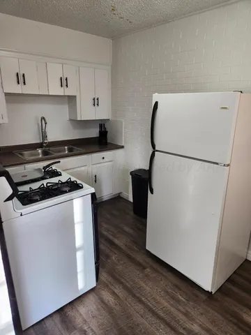 $1,200 | 815-4 Deahl Street, Borger, TX 79007