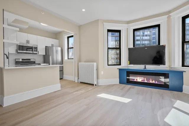 $3,750 | 41 Edgerly Road, Unit 37, Boston, MA 02115