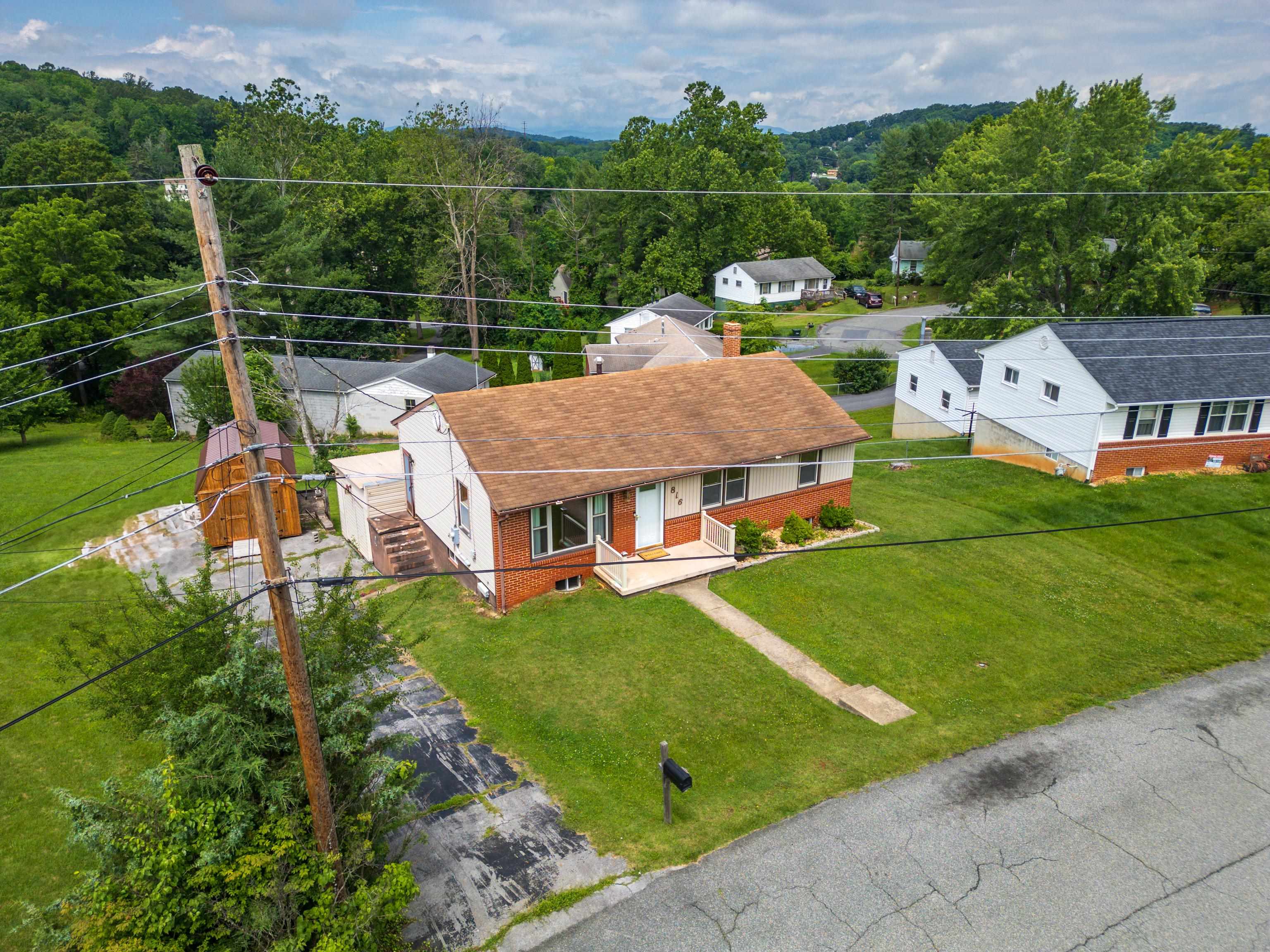 816 Rutherford Street Staunton, VA 24401 - Photo 42 of 52 Gallery Image 42
