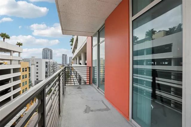 $329,900 | 1120 East Kennedy Boulevard, Unit 730, Tampa, FL 33602