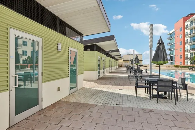 $329,900 | 1120 East Kennedy Boulevard, Unit 730, Tampa, FL 33602