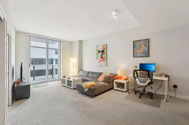 $329,900 | 1120 East Kennedy Boulevard, Unit 730, Tampa, FL 33602