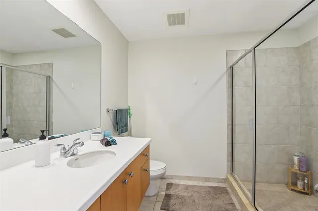 $329,900 | 1120 East Kennedy Boulevard, Unit 730, Tampa, FL 33602