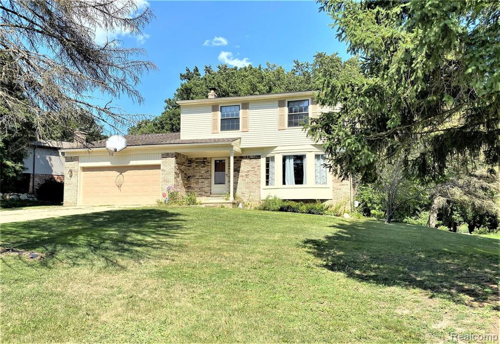 20230 Rippling Lane Northville, MI 48167 - Photo 1 of 32