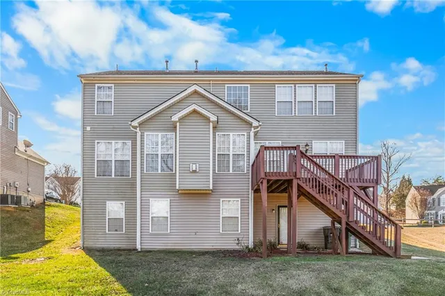 $390,000 | 1551 Pondhaven Drive, High Point, NC 27265