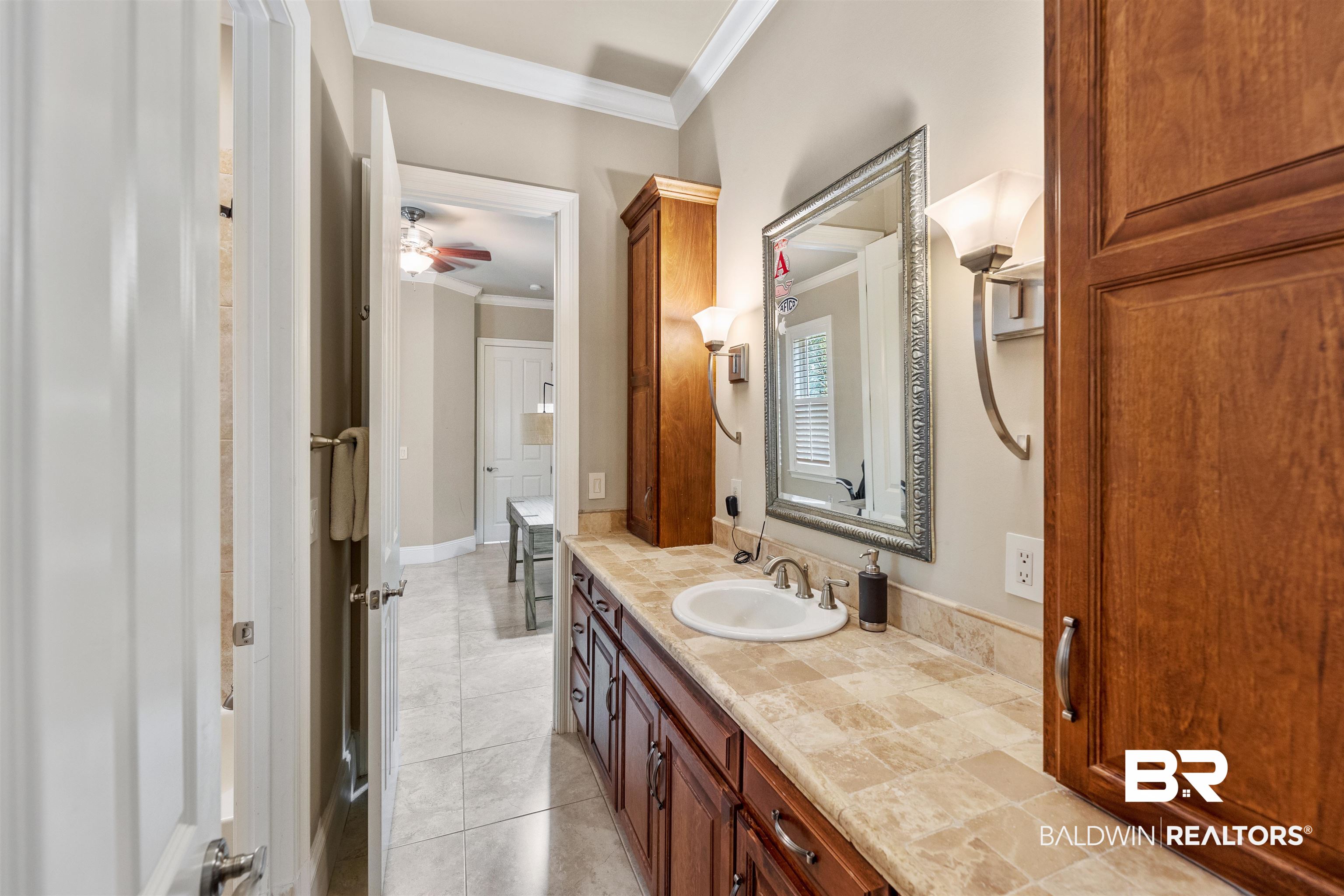 682 Deer Avenue Daphne, AL 36526 - Photo 20 of 32 Bathroom