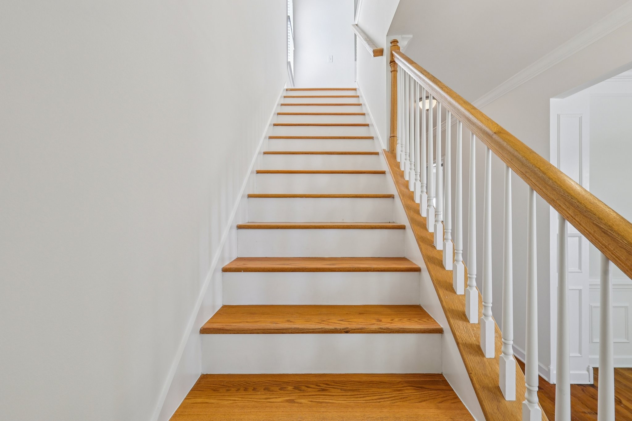 288 Augusta Avenue Pleasant View, TN 37146 - Photo 13 of 28 a view of entryway