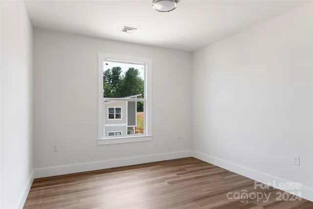 $2,850 | 228 Cherrywood Way, Asheville, NC 28806