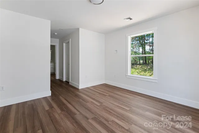 $2,850 | 228 Cherrywood Way, Asheville, NC 28806