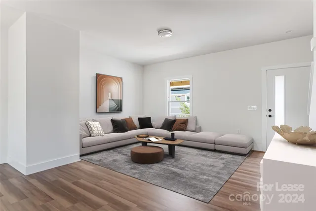 $2,850 | 228 Cherrywood Way, Asheville, NC 28806