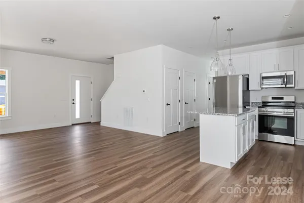 $2,850 | 228 Cherrywood Way, Asheville, NC 28806