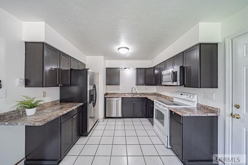 286 Rice Street Blackfoot, ID 83221 - Photo 15 of 41