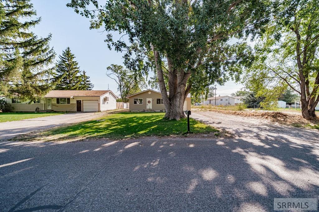 286 Rice Street Blackfoot, ID 83221 - Photo 5 of 41