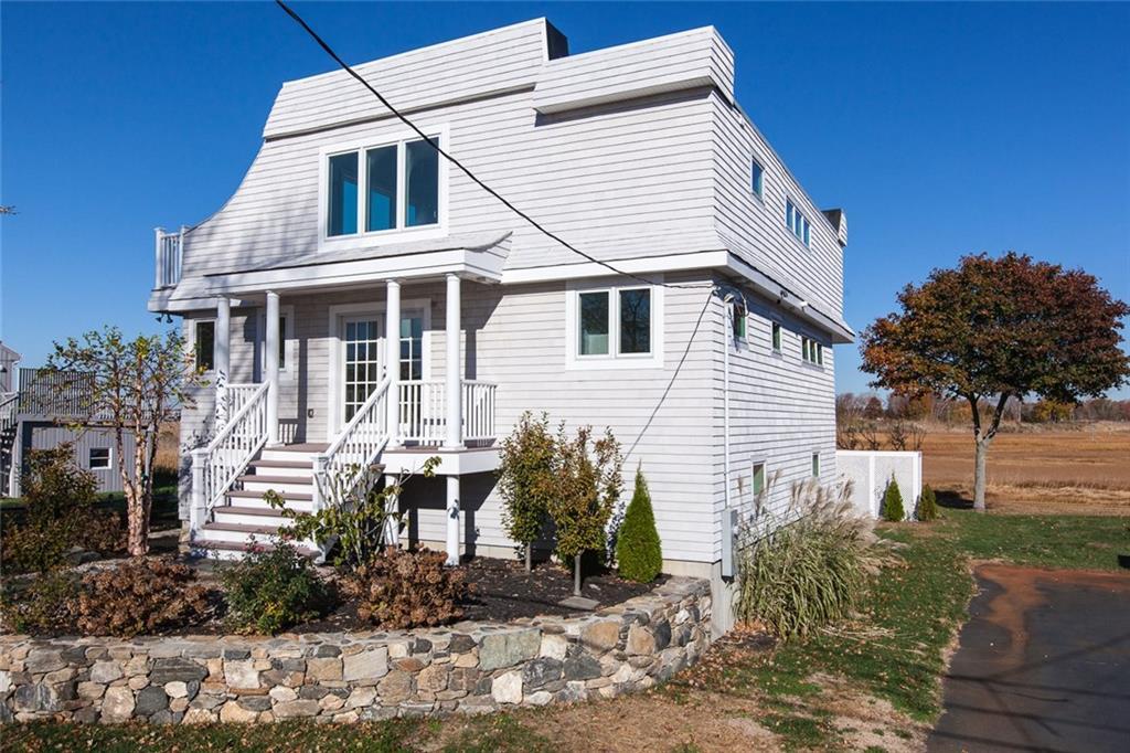 39 Kelsey Road Clinton, CT 06413 - Photo 1 of 1 a front view of a house with a yard