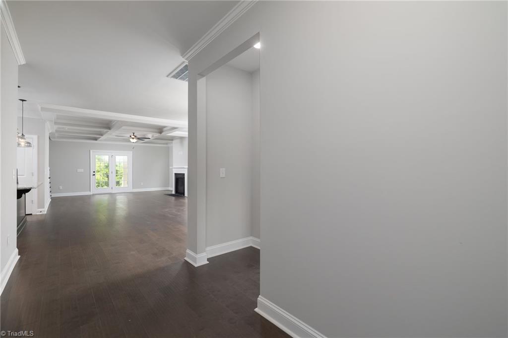 2054 Welden Ridge Road Kernersville, NC 27284 - Photo 5 of 39 Gallery Image 5