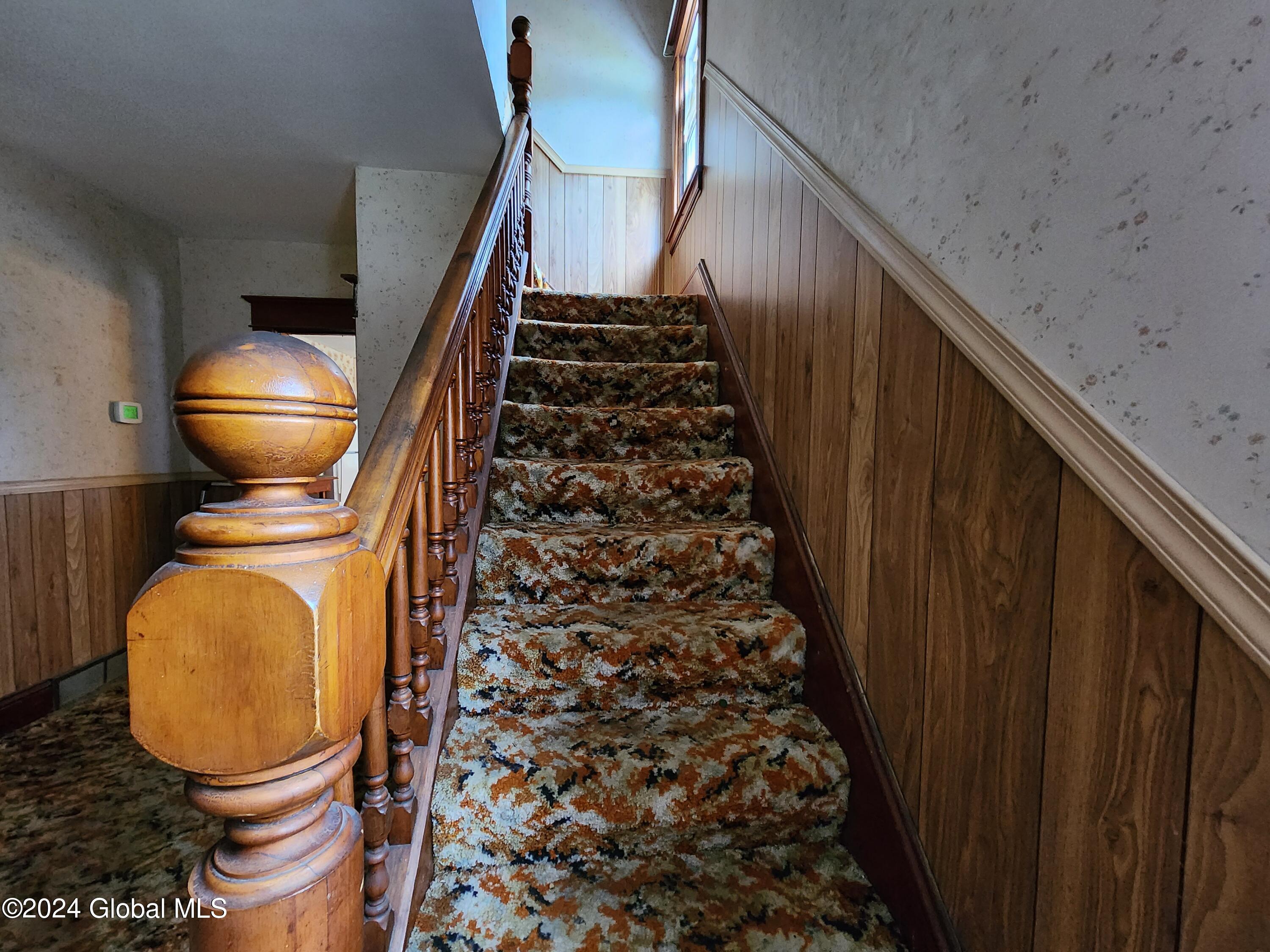 2805 Consaul Road Schenectady, NY 12304 - Photo 6 of 23 2805 Consaul Rd - Staircase