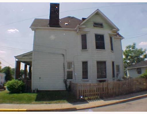 550 Adams Street Rochester, PA 15074 - Photo 3 of 3 Gallery Image 3
