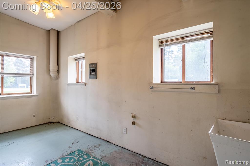 2218 Wixom Road Commerce Township, MI 48382 - Photo 59 of 87