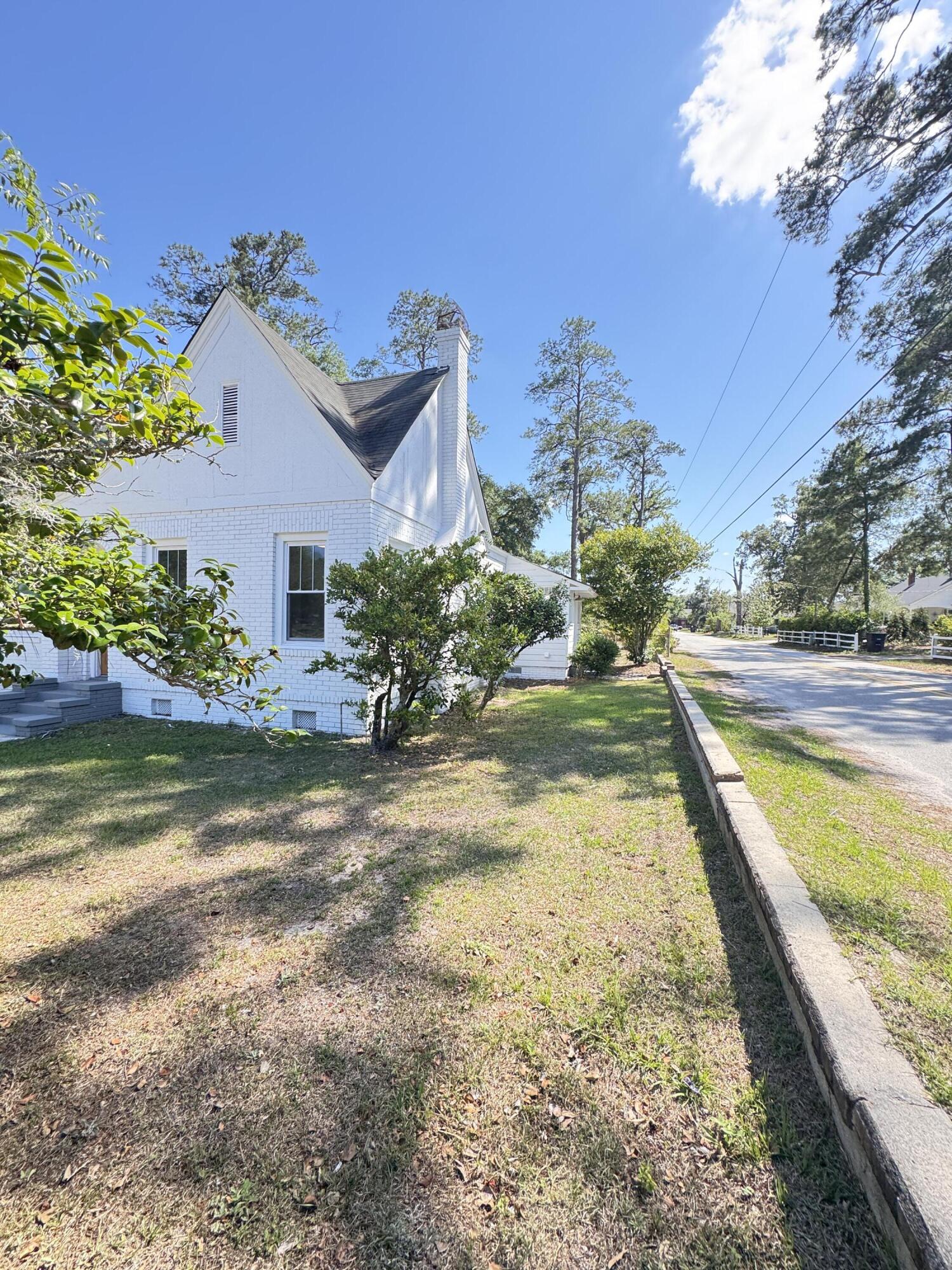 800 Hampton Street Walterboro, SC 29488 - Photo 11 of 136 800 Hampton Street (148)