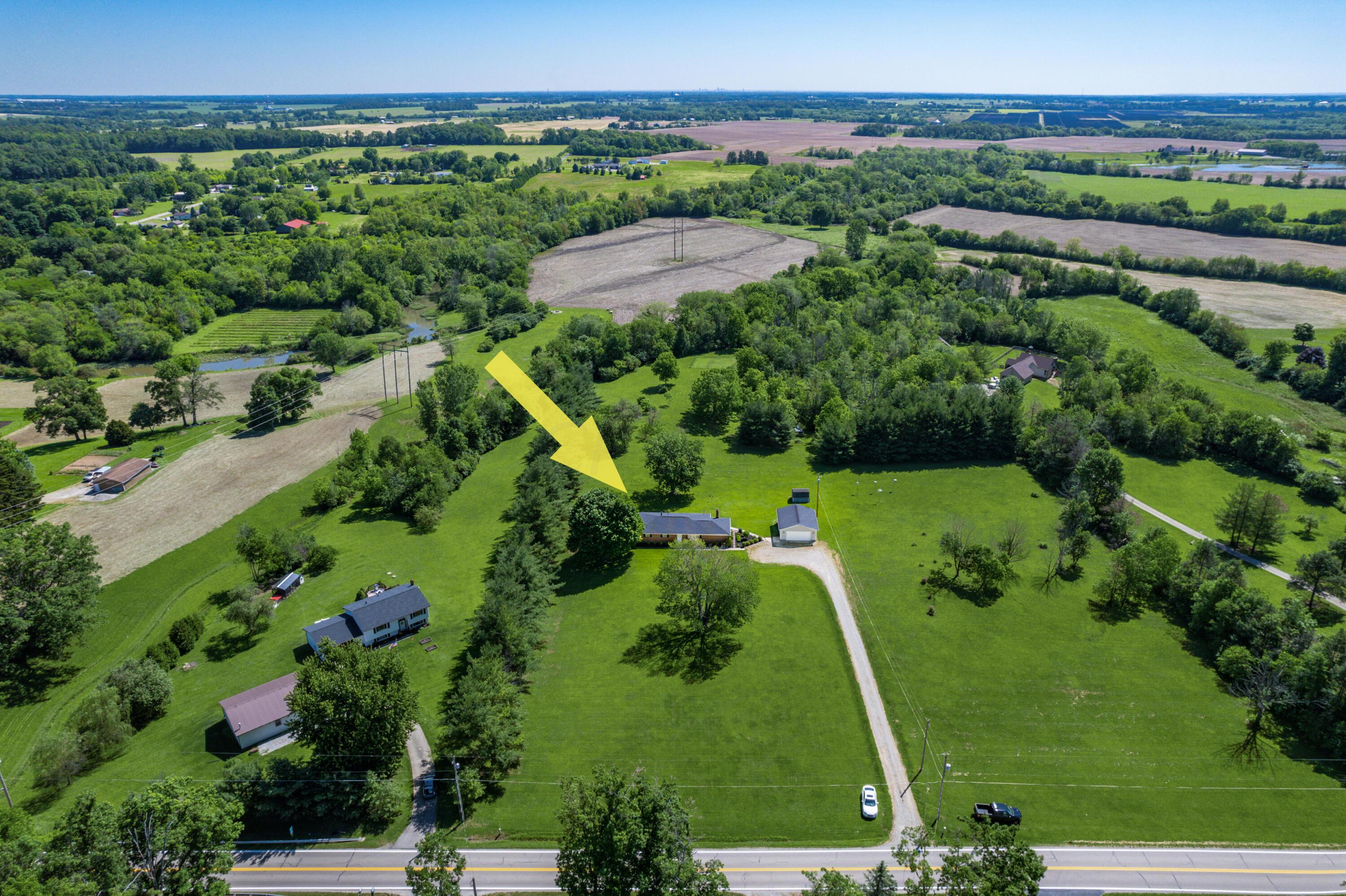 5281 Spring Valley Road London, OH 43140 - Photo 3 of 41 S_-_5281_Spring_Valley_Rd_-_002-2