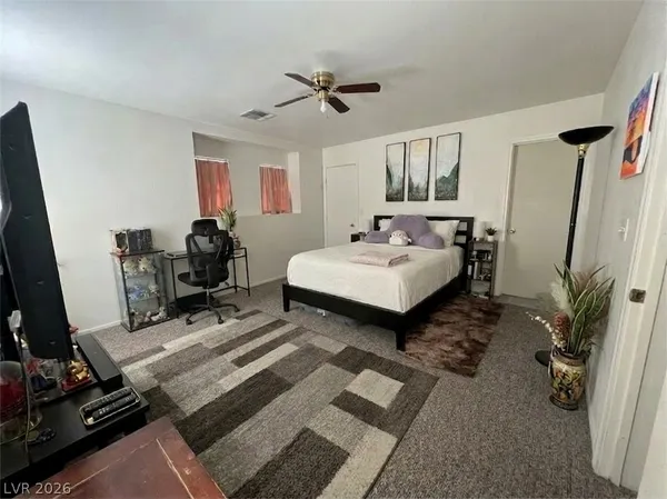 $1,950 | 5698 Doubleday Street, Las Vegas, NV 89118
