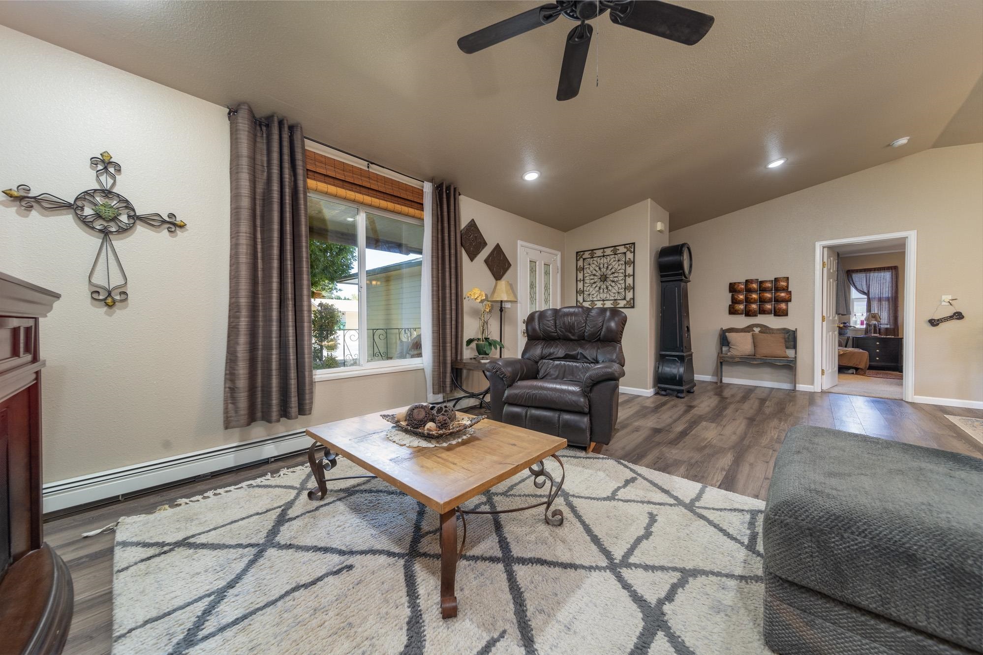 576 Pioneer Road Grand Junction, CO 81504 - Photo 10 of 22 Gallery Image 10