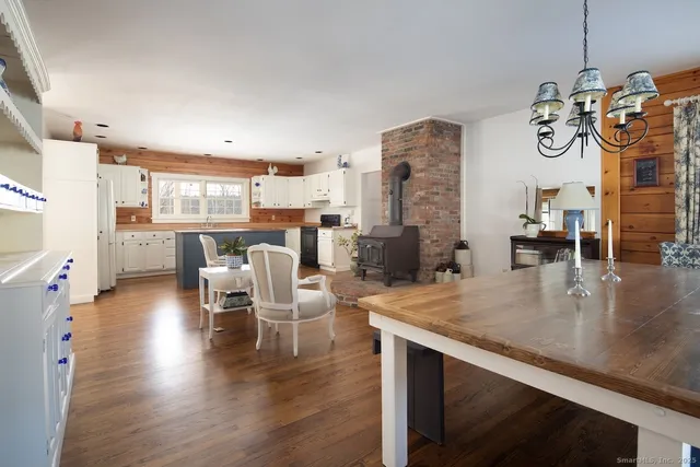 $865,000 | 24 Ore Hill Road, Salisbury, CT 06039