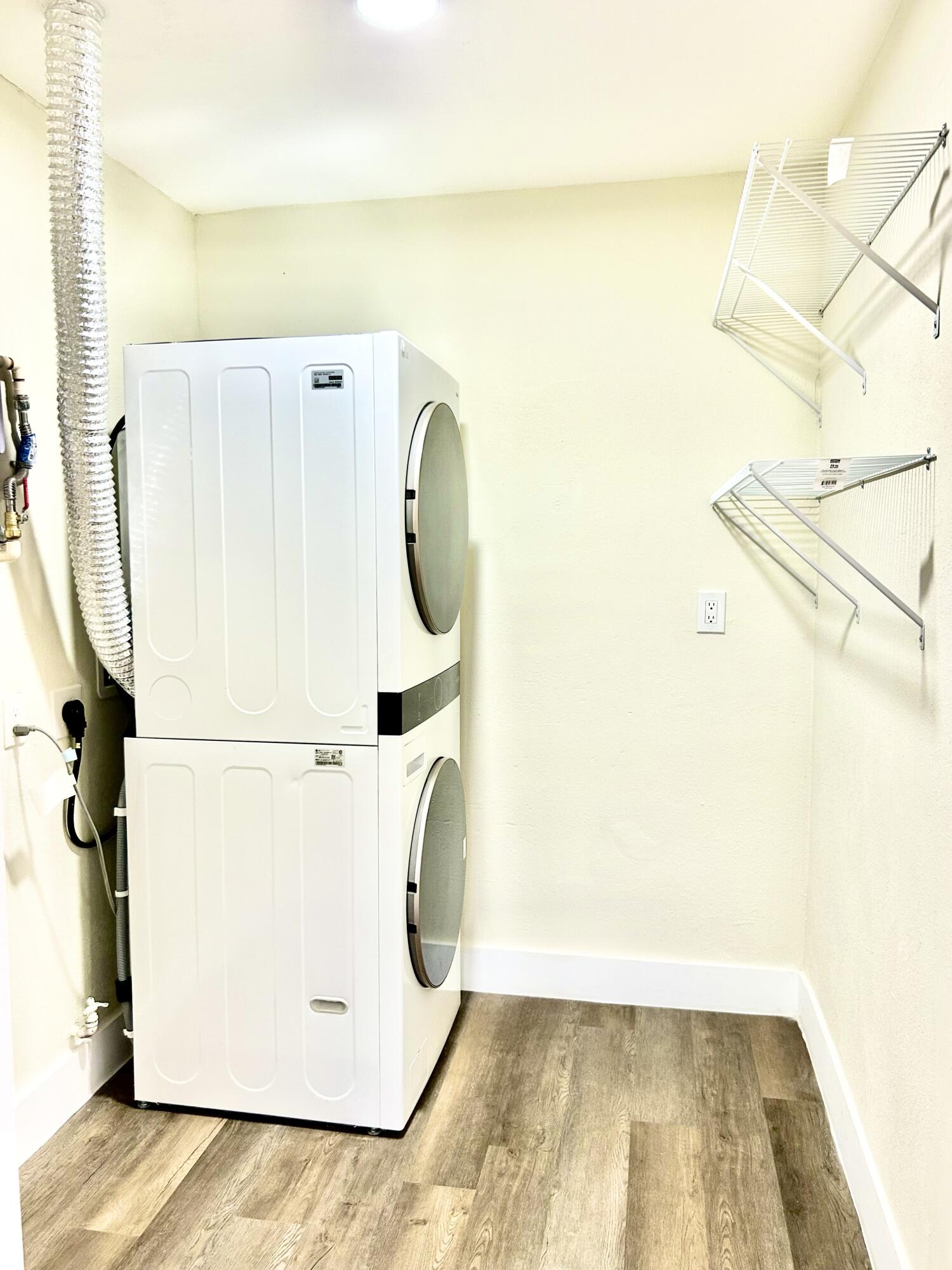 1210 West 26th Court Riviera Beach, FL 33404 - Photo 9 of 17 IMG_8839