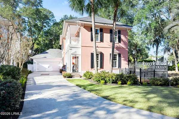 $949,000 | 10 Harbour Passage Patio, Hilton Head Island, SC 29926