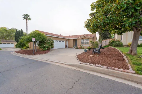 $680,000 | 2123 Fiori Drive, Vista, CA 92084