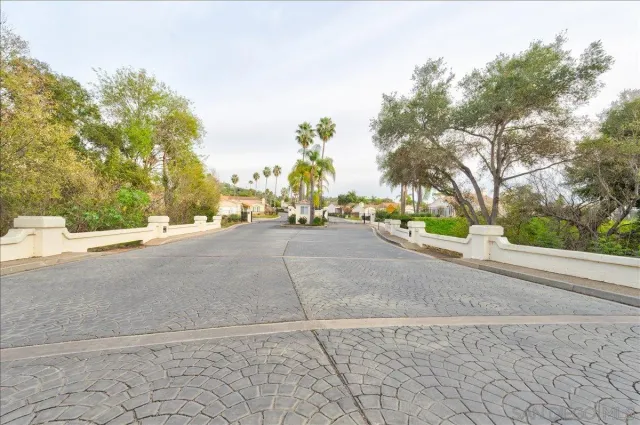 $680,000 | 2123 Fiori Drive, Vista, CA 92084