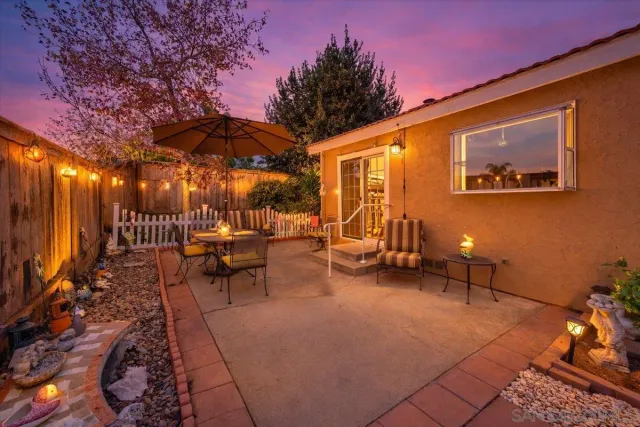 $680,000 | 2123 Fiori Drive, Vista, CA 92084