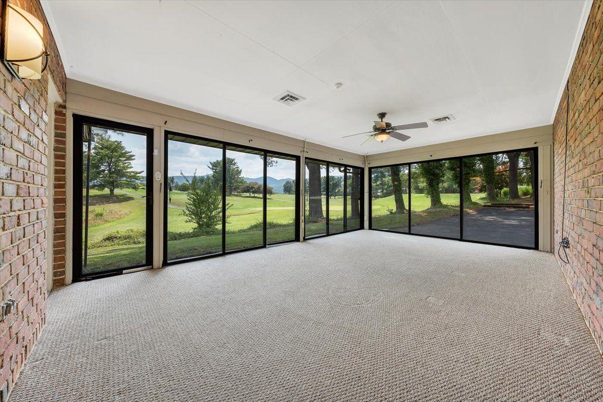 4118 Keagy Road Roanoke, VA 24018 - Photo 12 of 39 Incredible Sunroom