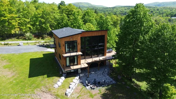$1,899,000 | 4 Goff Road, Windham, NY 12496