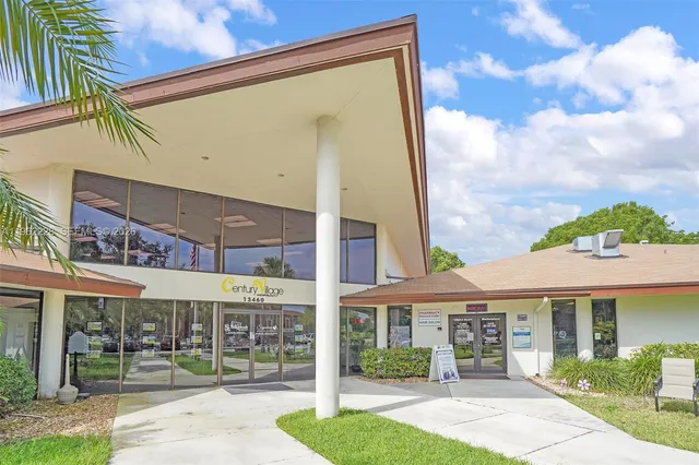 $175,000 | 12550 Southwest 15th Street, Unit 302E, Pembroke Pines, FL 33027