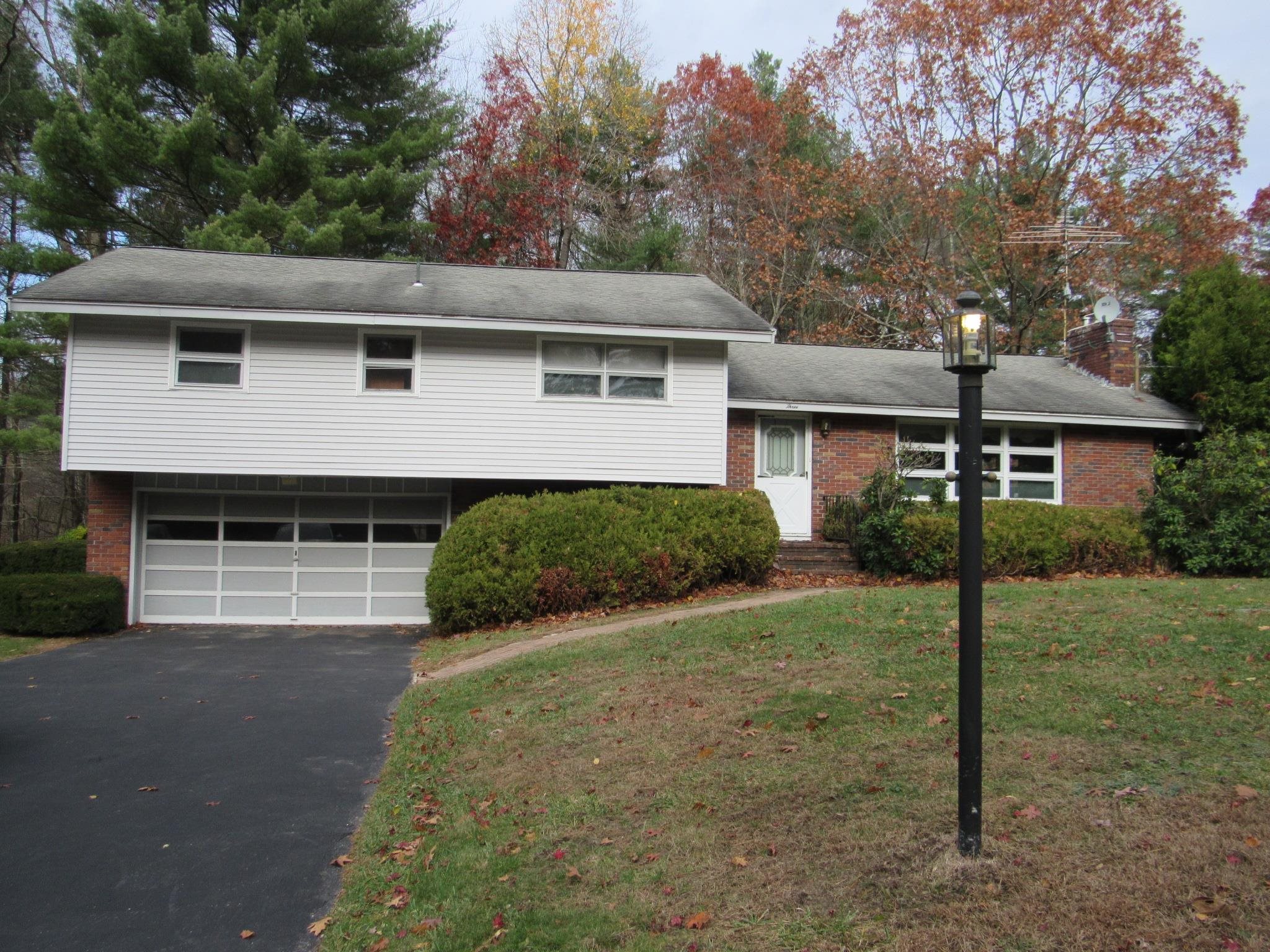 3 Sycamore Avenue Salem, NH 03079 - Photo 1 of 37