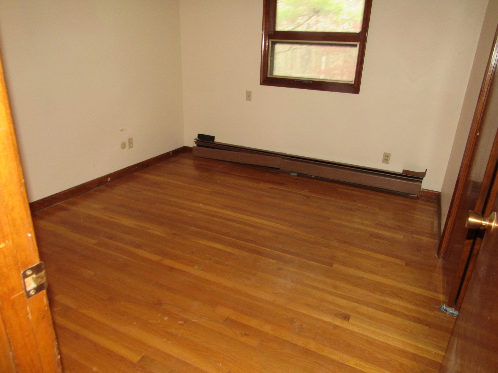 3 Sycamore Avenue Salem, NH 03079 - Photo 21 of 37