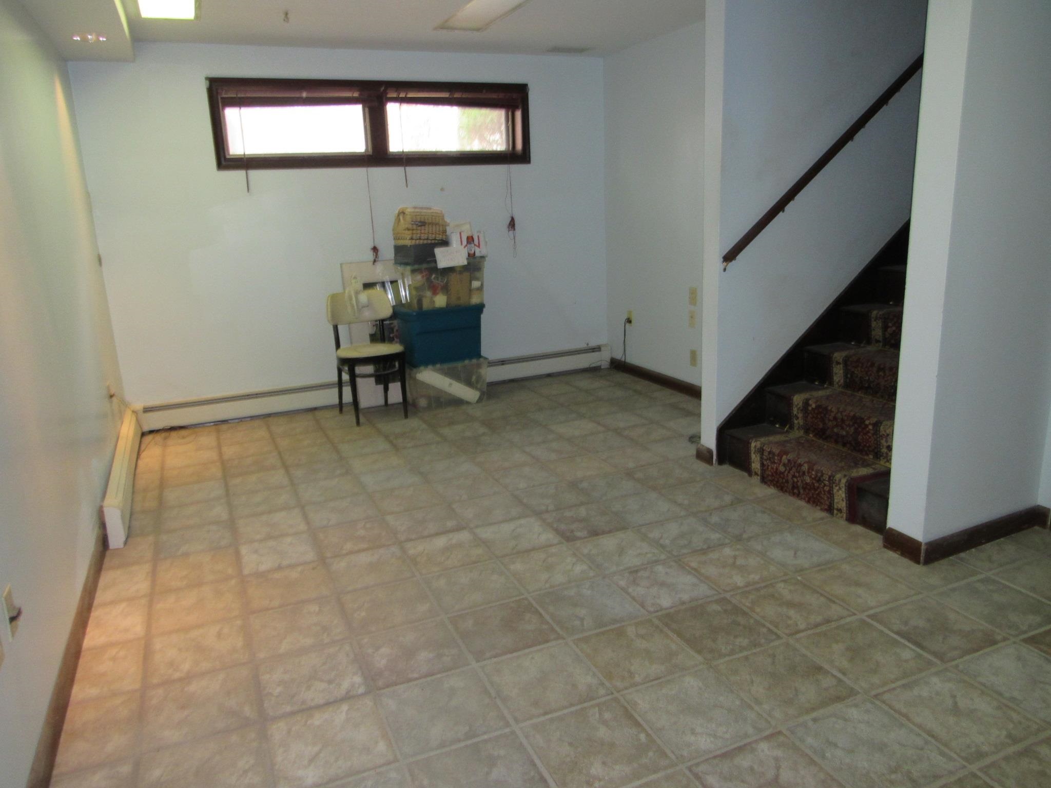 3 Sycamore Avenue Salem, NH 03079 - Photo 26 of 37