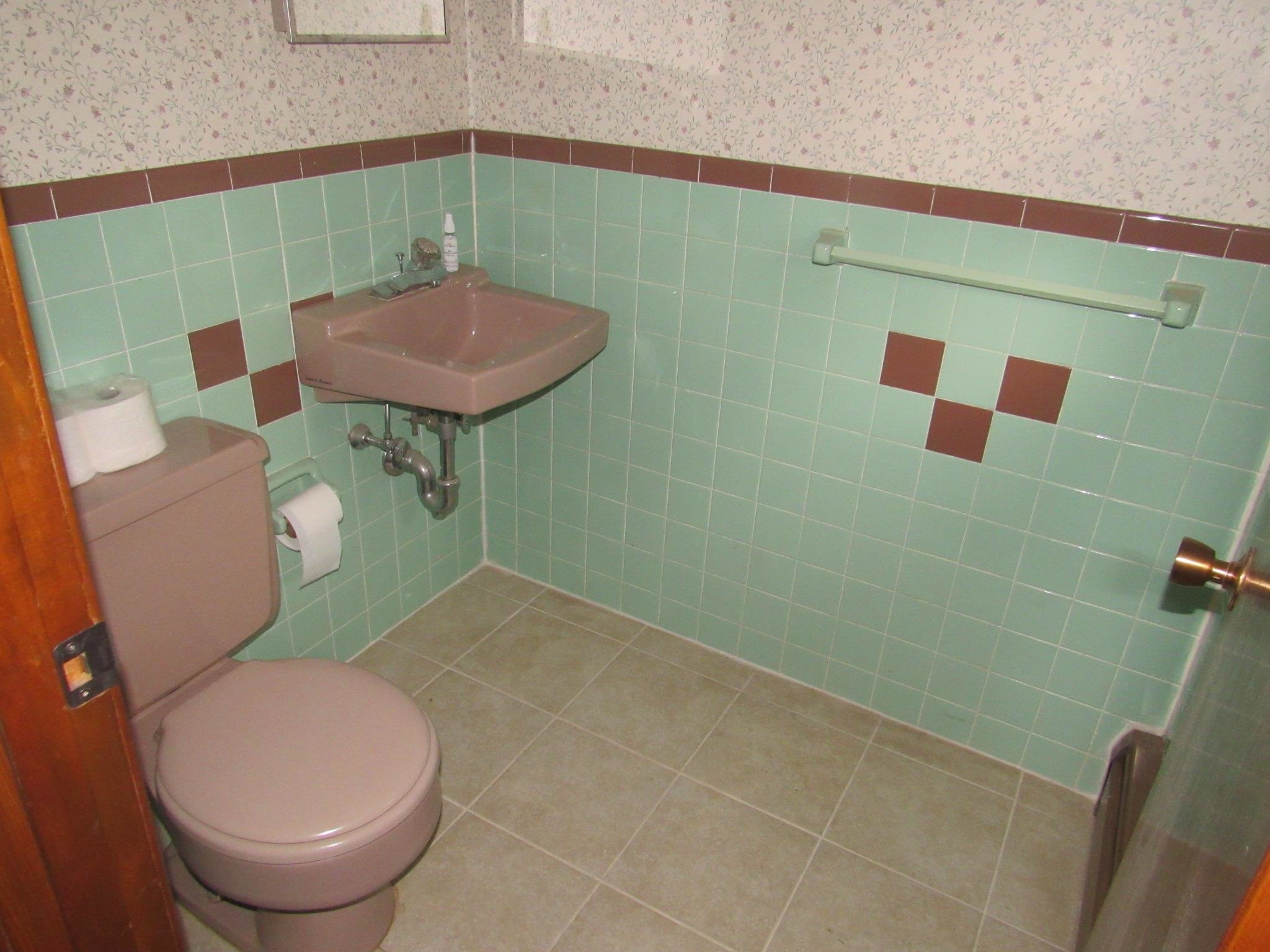 3 Sycamore Avenue Salem, NH 03079 - Photo 29 of 37