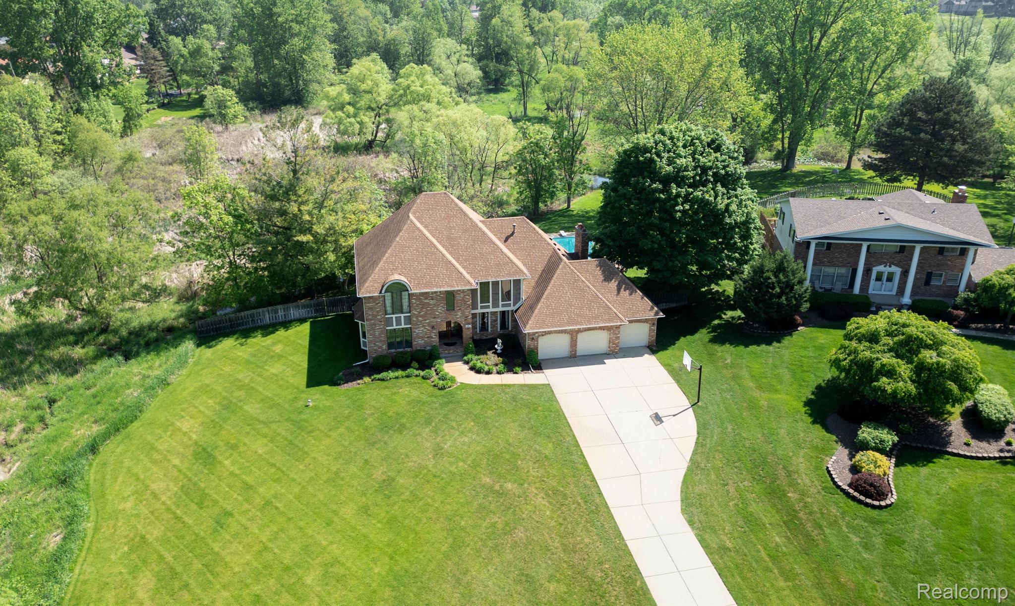 6387 Kings Bridge Road Grand Blanc, MI 48439 - Photo 28 of 29 Gallery Image 28