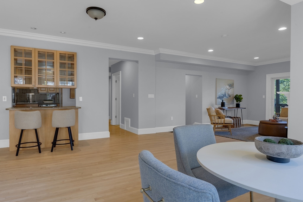 89 Winthrop Road, Unit 3 Brookline, MA 02445 - Photo 11 of 40